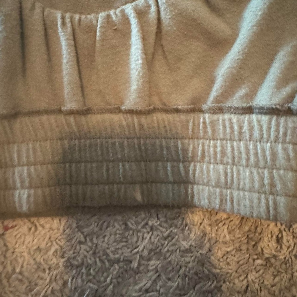 urban outfitters green top - Picture 3 of 4